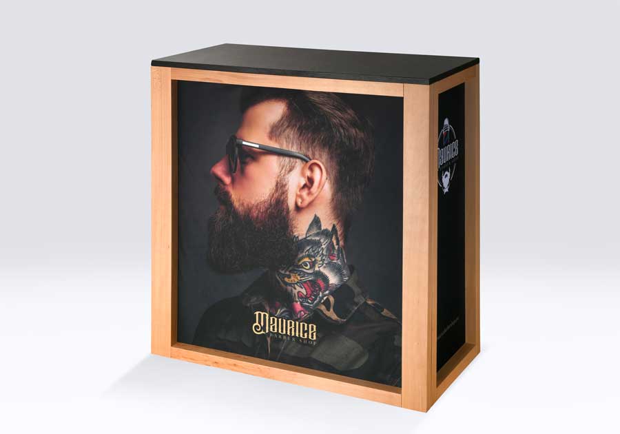 Comptoir d'accueil en bois